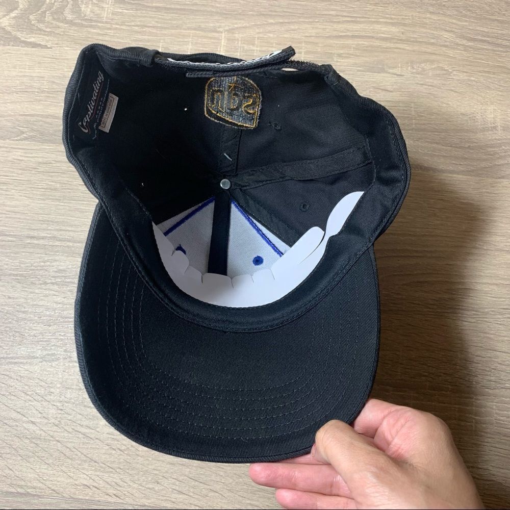Custom UPS embroidered hat - Picture 4 of 5